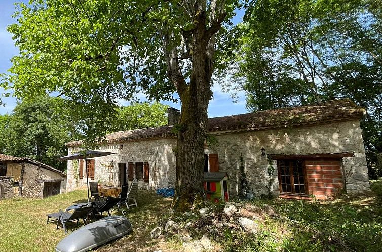 Vrijstaande woning in Valeilles