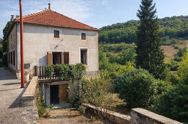Vrijstaande woning in Valeilles