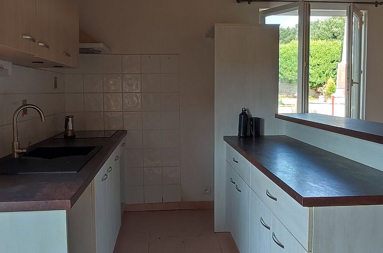 Vrijstaande woning in Valeilles