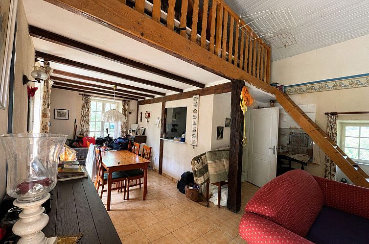 Vrijstaande woning in Valeilles