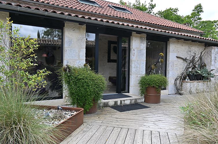 Vrijstaande woning in Roquecor