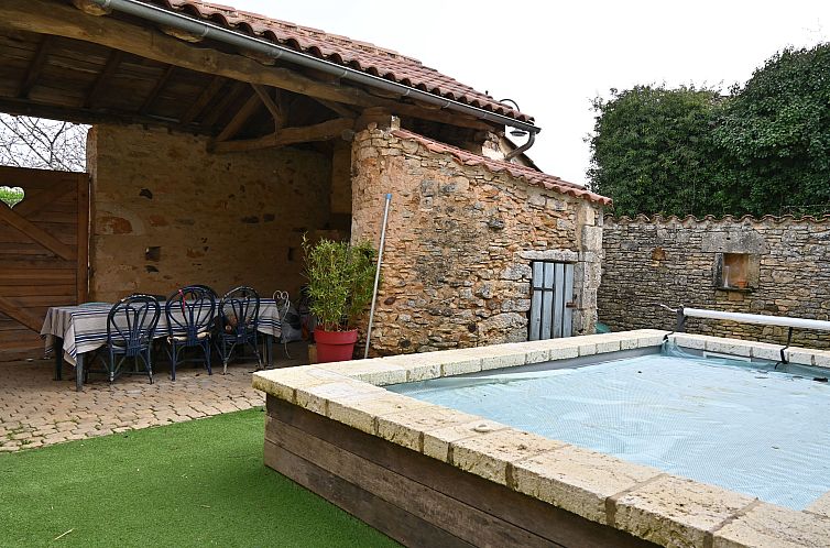 Vrijstaande woning in Saint Front Sur Lémance