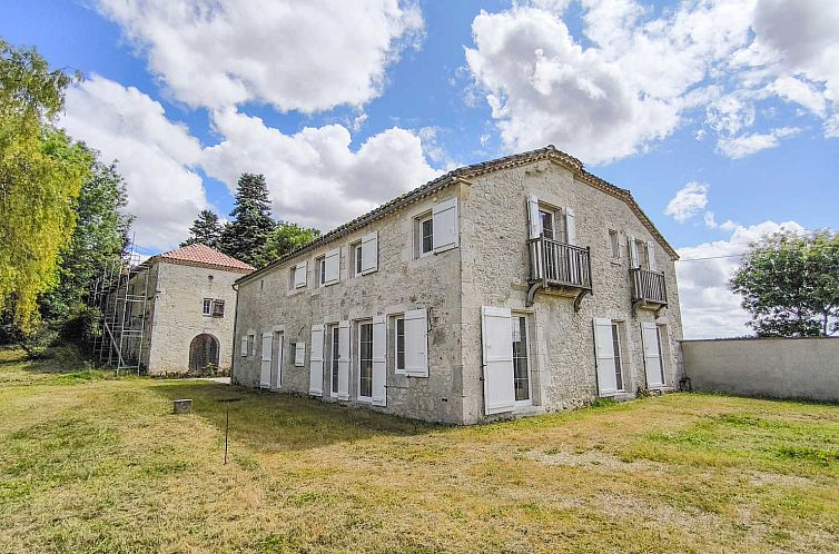 Vrijstaande woning in Castelsagrat