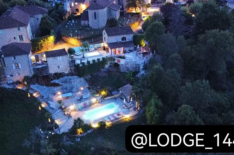 Vakantiehuis "Lodge 144" met prive relax pool voor 2 pers
