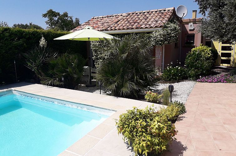 Vakantiehuis Haus "Les Cyprès" mit Gemeinschaftspool