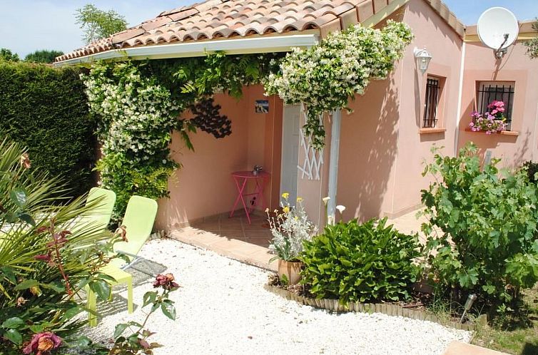 Vakantiehuis Haus "Les Cyprès" mit Gemeinschaftspool