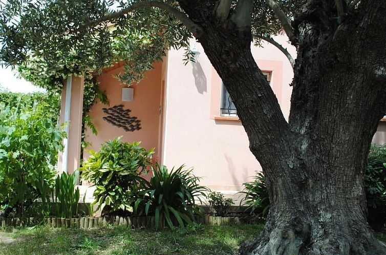 Vakantiehuis Haus "Les Cyprès" mit Gemeinschaftspool