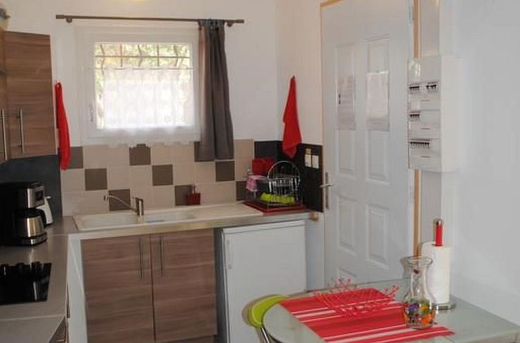 Vakantiehuis Haus "Les Cyprès" mit Gemeinschaftspool