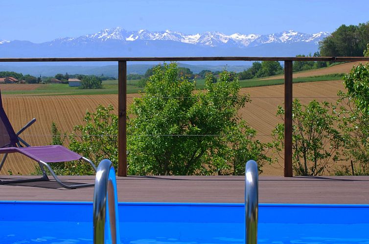 Unterkunft 04952302 - Ferienhaus Midi-Pyrenees - Vakantiehuis in Sarraguzan mit Privatem Pool