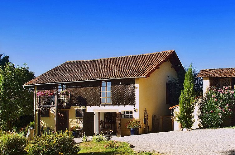 Vakantiehuis in Sarraguzan mit Privatem Pool