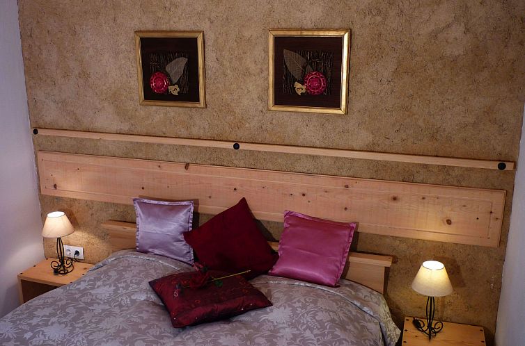 Vakantiehuis in Sarraguzan mit Privatem Pool