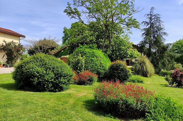 Vakantiehuis in Sarraguzan mit Privatem Pool