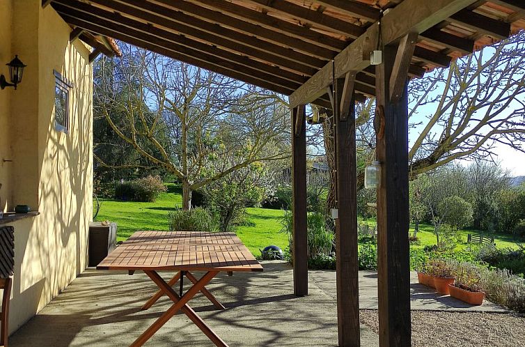 Vakantiehuis in Sarraguzan mit Privatem Pool