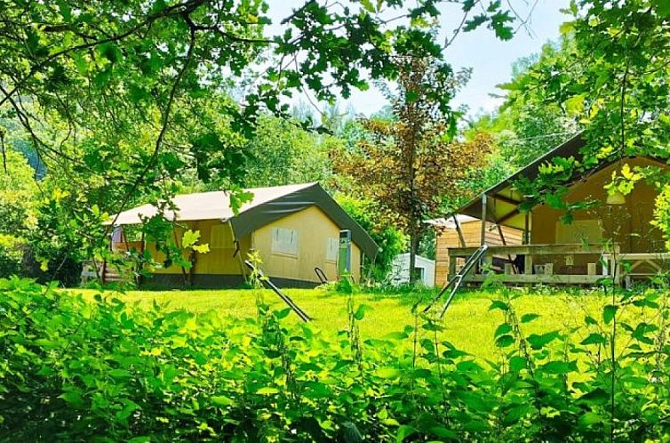 Safaritent met badkamer