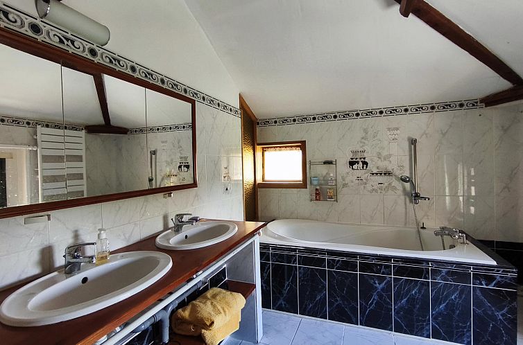 Vrijstaande woning in Porte-Du-Quercy