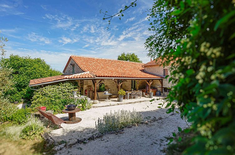Vrijstaande woning in Porte-Du-Quercy