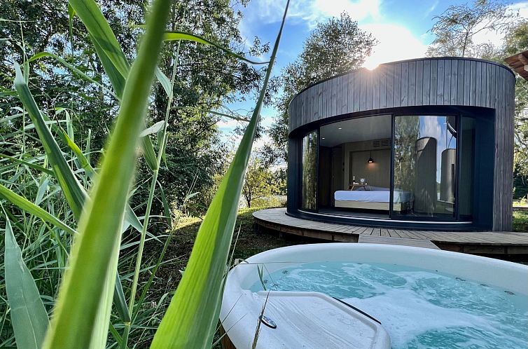 «Lumipod Spa île»