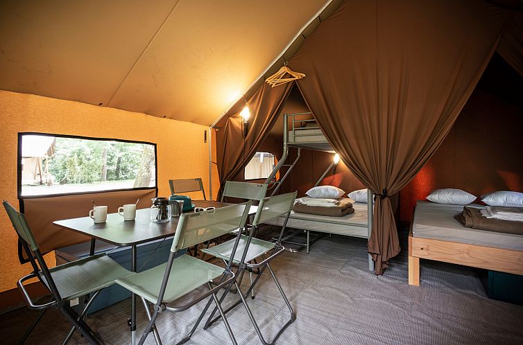 Canadienne-Tent
