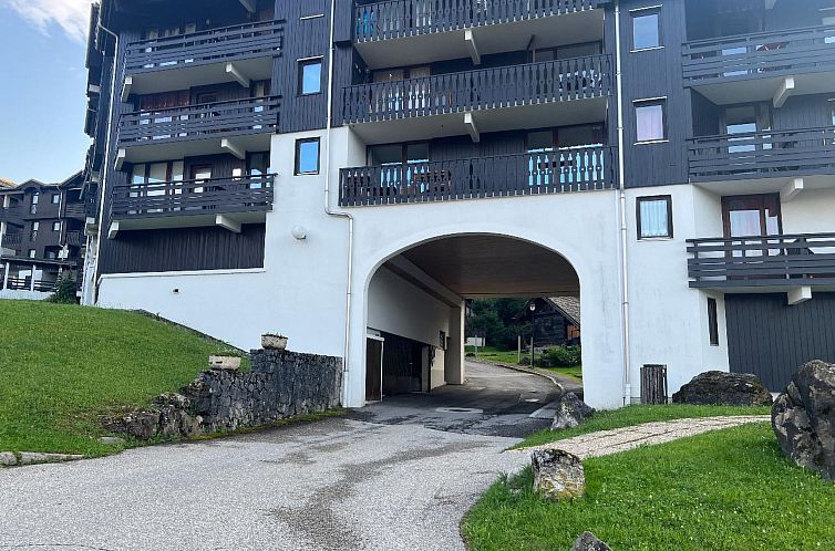 Guest house 0502242 - Apartment Rhone-Alphes - Appartement Grand Morillon