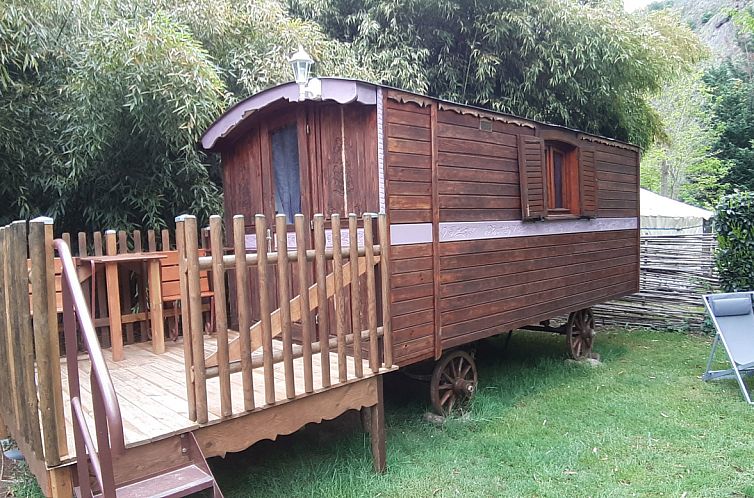 Tiny wagon