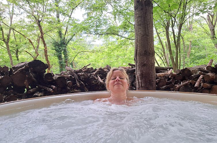 Boomhut met spa