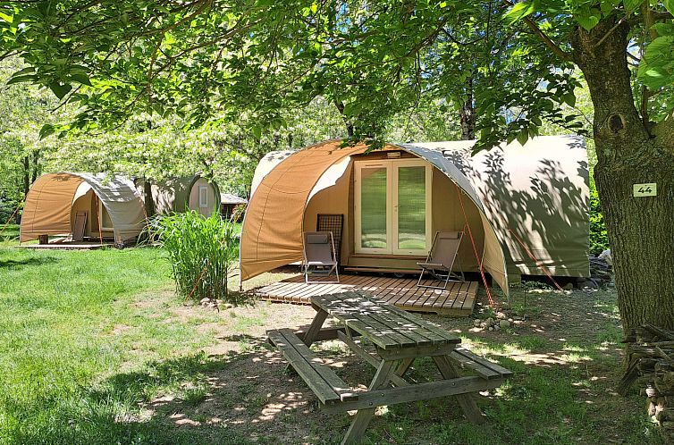 Geniessen Sie die Natur bei Coco Sweet, einem einzigartigen Glamping-Erlebnis in Arlebosc, Rhone-Alpen, Frankreich.