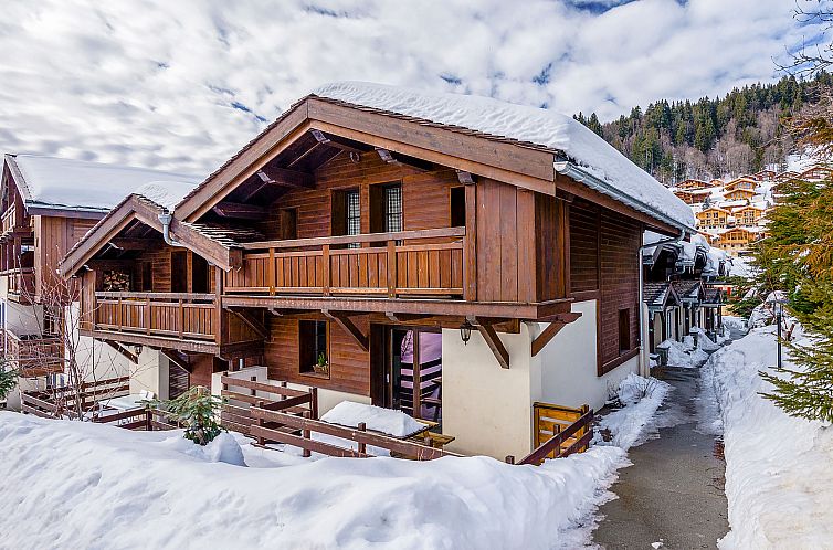 Guest house 05032908 - Apartment Rhone-Alphes - Appartement Les Fermes Emiguy