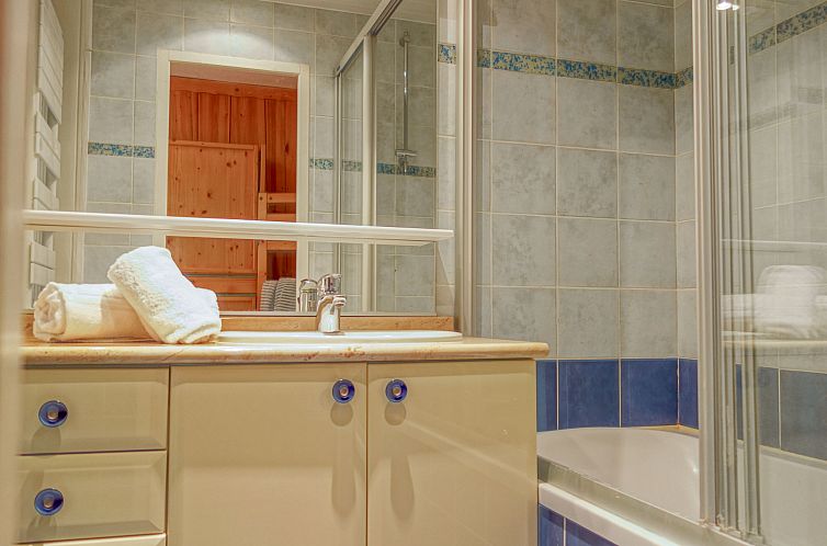 Appartement Le Curling A (Val Claret)