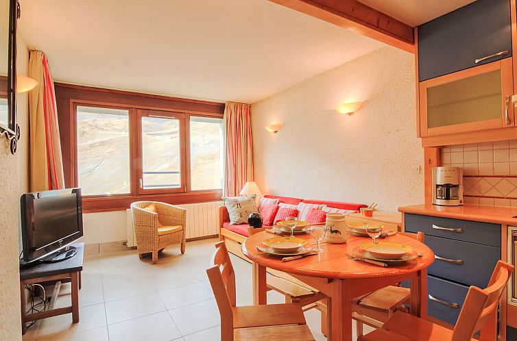 Guest house 0503399 - Apartment Rhone-Alphes - Appartement Le Curling B (Val Claret)