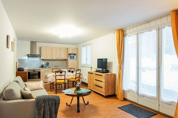 Guest house 0504080 - Apartment Rhone-Alphes - Appartement Maison Maffioli