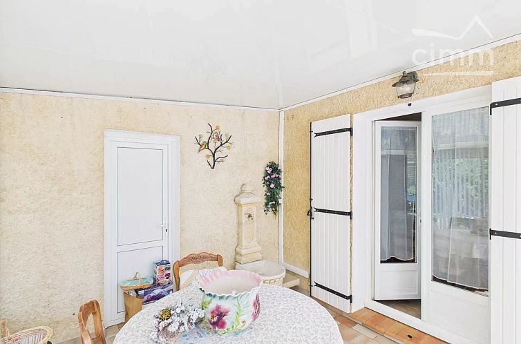 Geschakelde woning in Lablachère