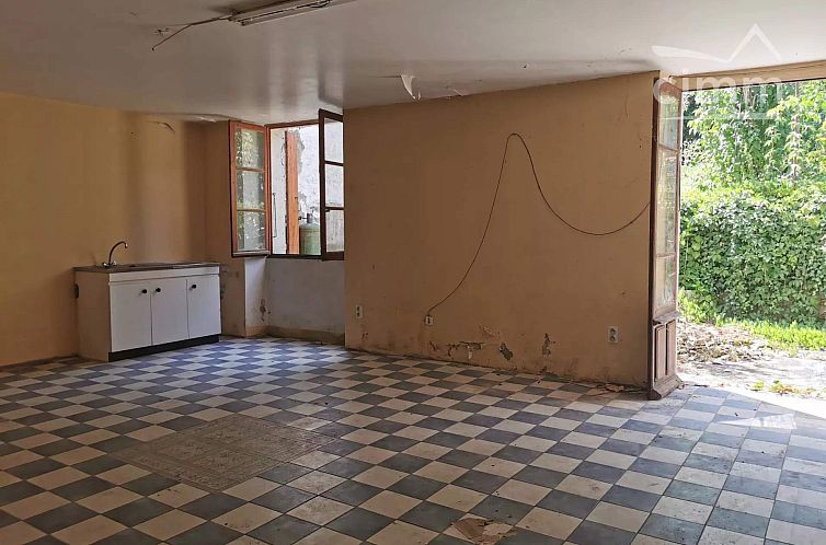 Geschakelde woning in Lablachère