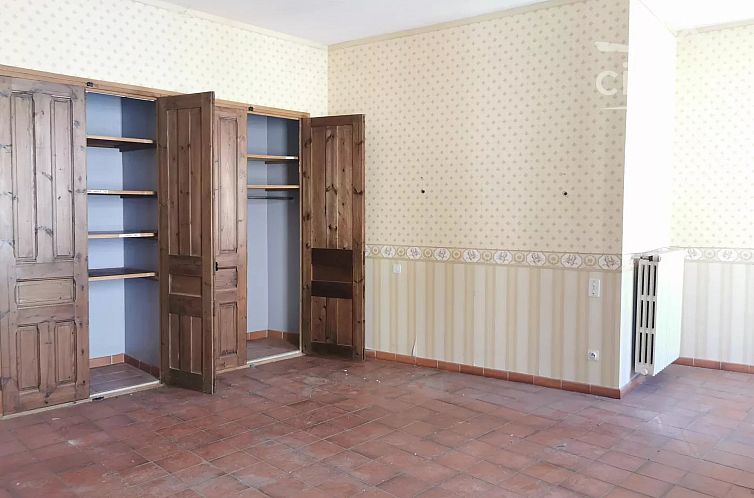 Geschakelde woning in Lablachère