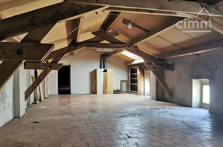 Geschakelde woning in Lablachère