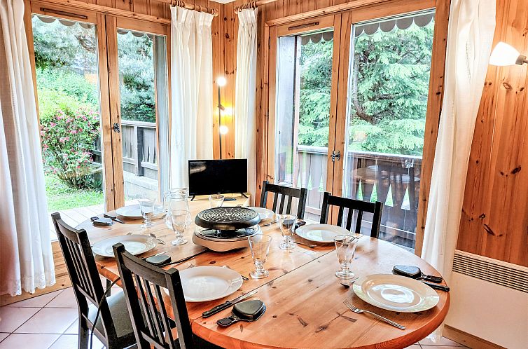 Guest house 05057818 - Apartment Rhone-Alphes - Appartement Jardins Alpins 8