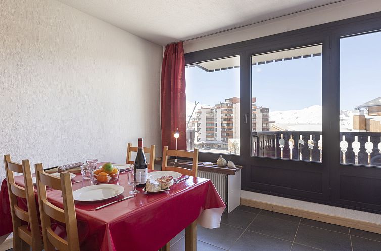 Guest house 05072170 - Apartment Rhone-Alphes - Appartement Glacieres 22