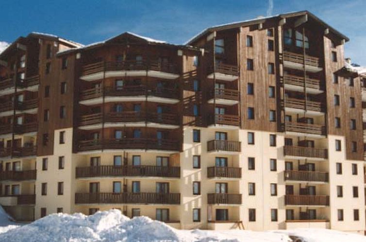 Enjoy the winter charm of Residence Reine Blanche, a cozy apartment in Val Thorens, located in the midst of the Rhone-Alphes.
