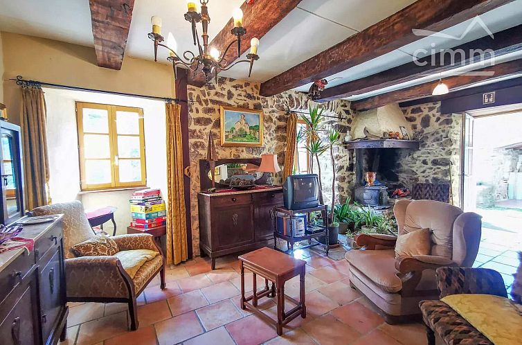 Geschakelde woning in Rocles
