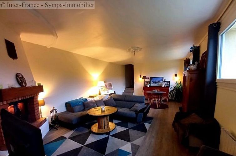 Geschakelde woning in Neufchatel En Bray