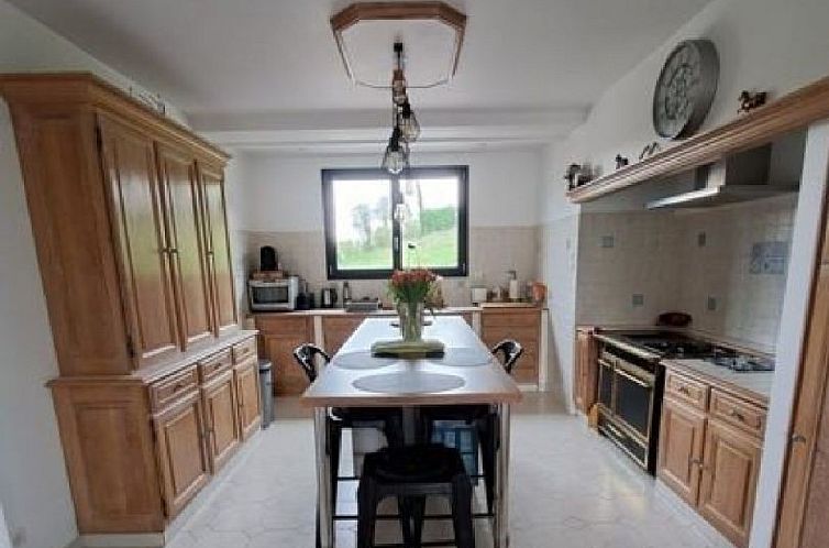Geschakelde woning in Neufchatel En Bray