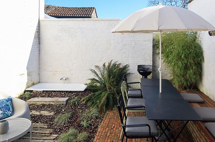 Cosy Courtyard House Hasselt