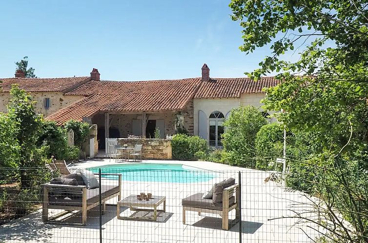 Guest house 0515708 - Holiday property Upper Normandy - Logis La Tour - Orangerie