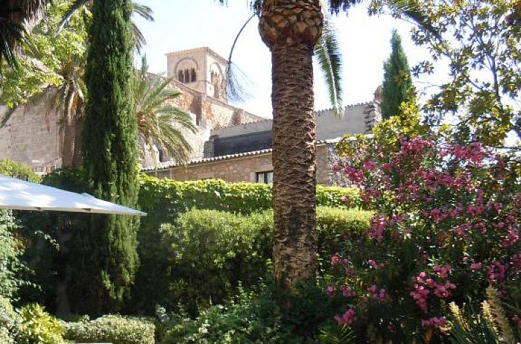 Palacio Chaves Hotel