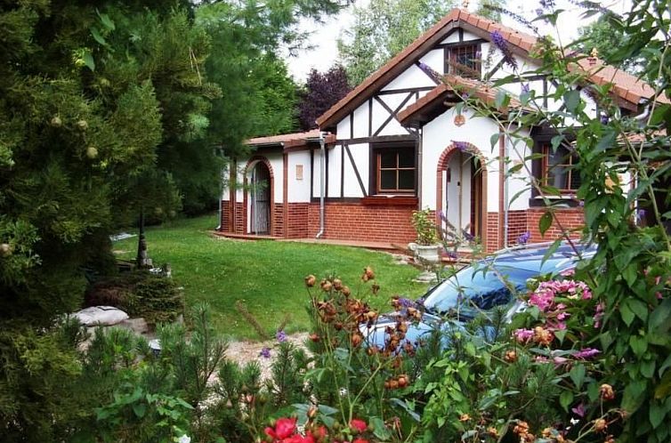 Vakantiehuis mit großem Garten in La Prée