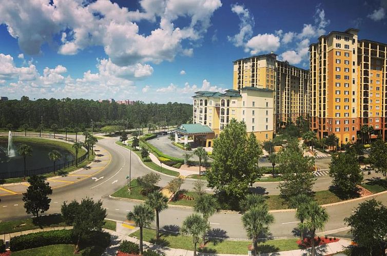 Lake Buena Vista Resort Village and Spa, a staySky Hotel & R