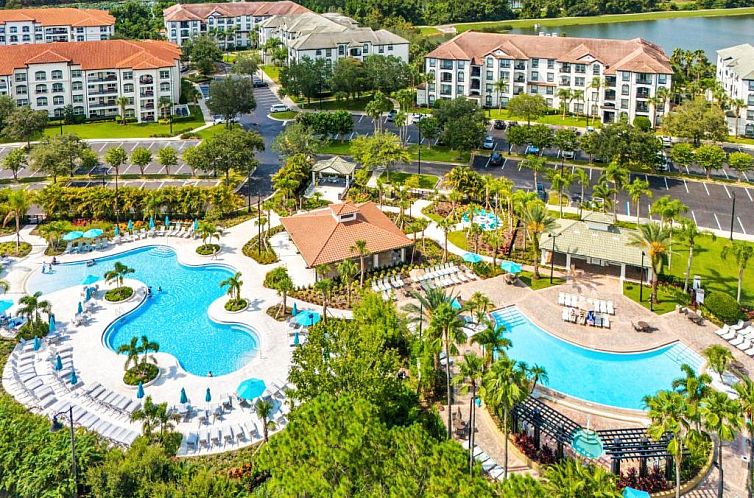Vista Cay Resort by Millenium at Universal Blvd.