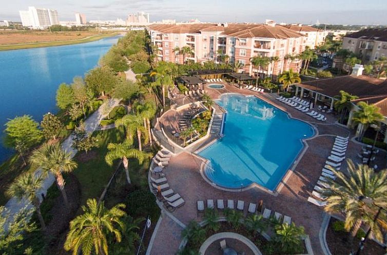 Vista Cay Resort by Millenium at Universal Blvd.