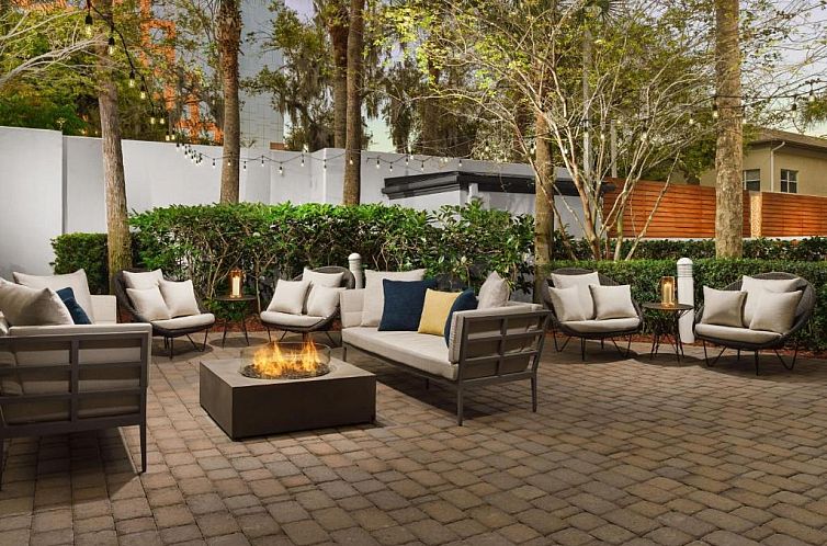 Courtyard by Marriott Orlando Downtown
