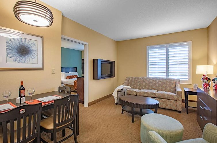staySky Suites I-Drive Orlando Near Universal