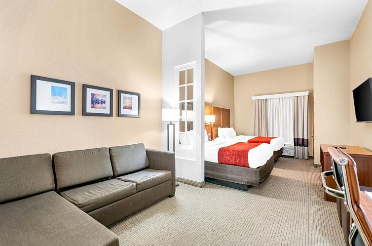 Comfort Suites Orlando Airport